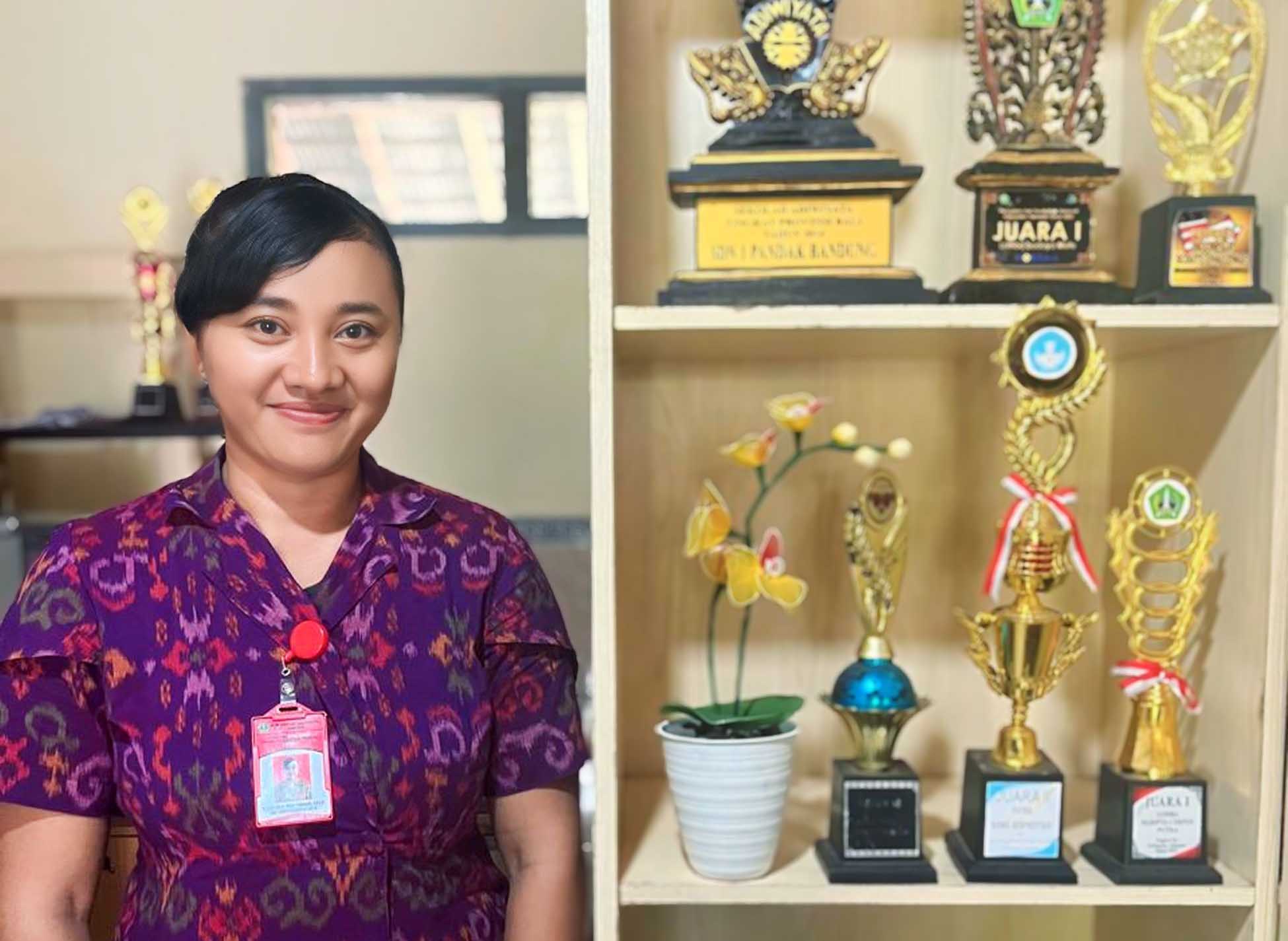 <center>Guru Mapel<br>Ni Luh Gede Irma Yundari</center>