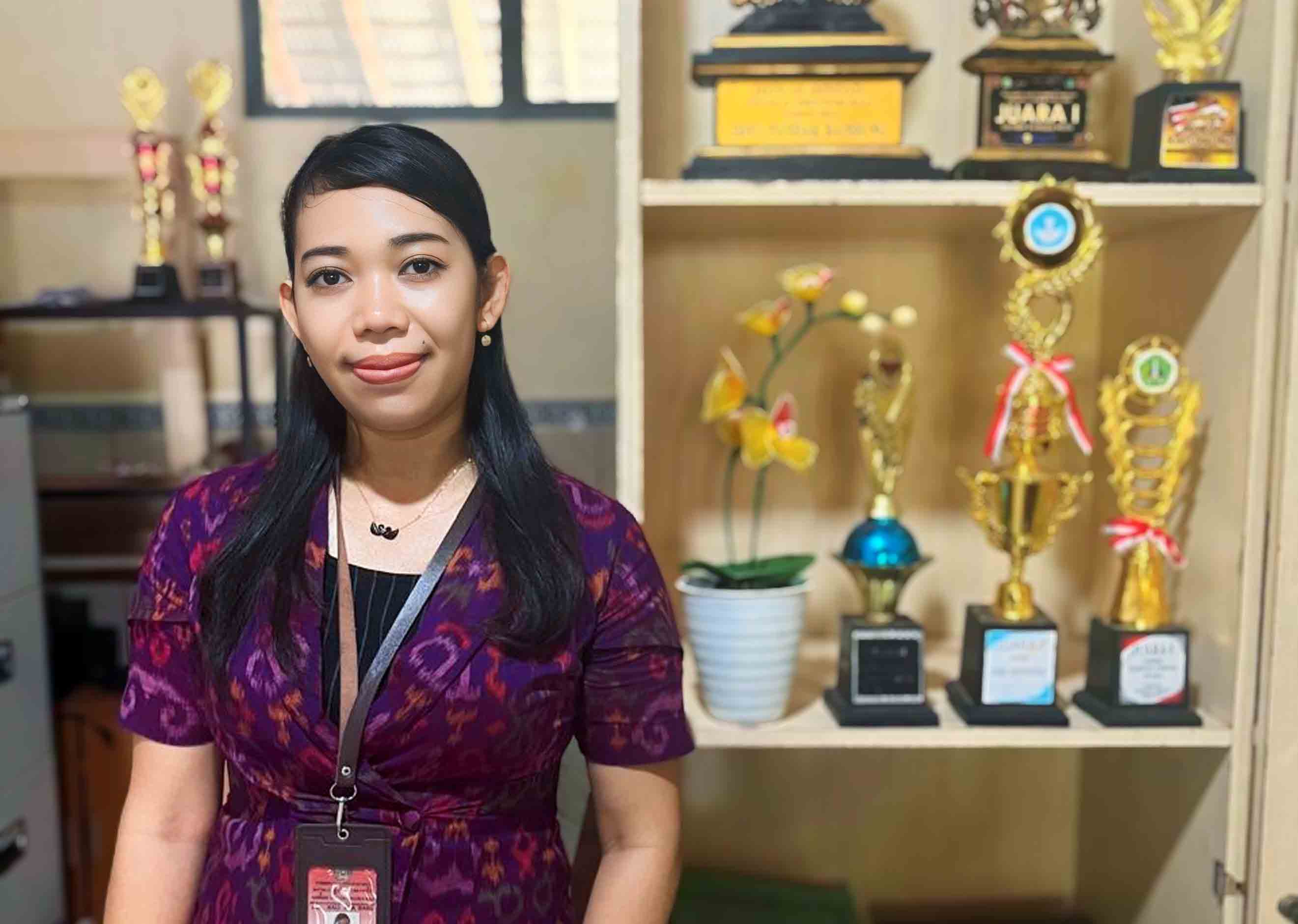 <center>Guru Mapel<br>I Gusti Agung Ayu Megawati</center>